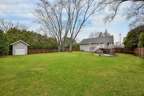 Tiny photo for 26W237 Parkway Drive, Winfield, IL 60190 (MLS # 12585327)