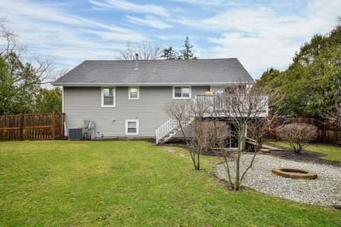 Tiny photo for 26W237 Parkway Drive, Winfield, IL 60190 (MLS # 12585327)