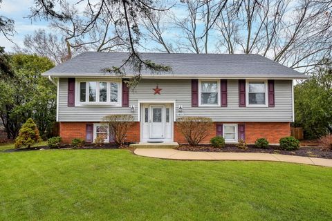 Photo of 26W237 Parkway Drive, Winfield, IL 60190 (MLS # 12585327)