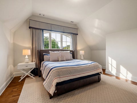Tiny photo for 1330 W Whitmore Court, Lake Forest, IL 60045 (MLS # 12674905)
