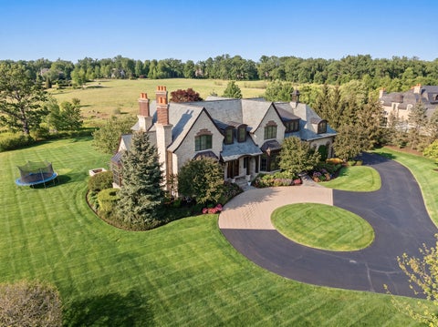 Tiny photo for 1330 W Whitmore Court, Lake Forest, IL 60045 (MLS # 12674905)