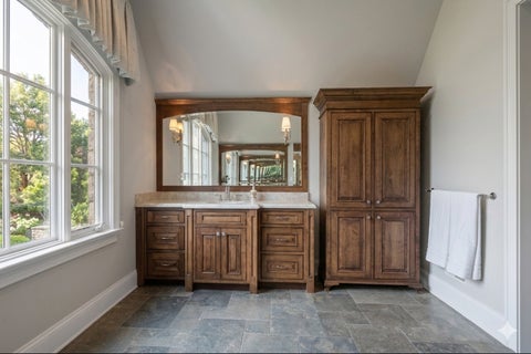 Tiny photo for 1330 W Whitmore Court, Lake Forest, IL 60045 (MLS # 12674905)