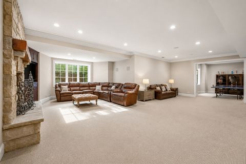 Tiny photo for 1330 W Whitmore Court, Lake Forest, IL 60045 (MLS # 12674905)