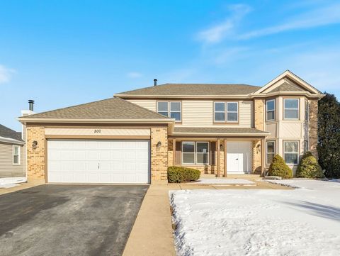 Photo of 800 Big Bear Trail, Cary, IL 60013 (MLS # 12562956)