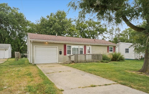 Photo of 1115 Eastview Drive, Paxton, IL 60957 (MLS # 12755741)
