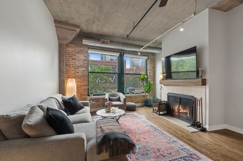 Tiny photo for 411 W Ontario Street #312, Chicago, IL 60654 (MLS # 12678102)