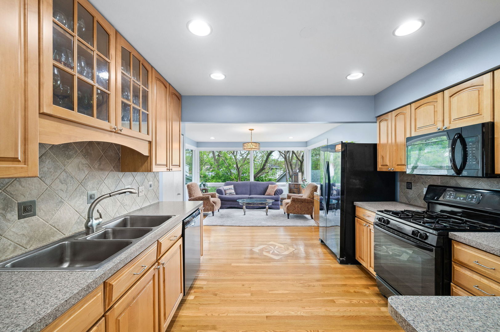 627 Raupp Boulevard
