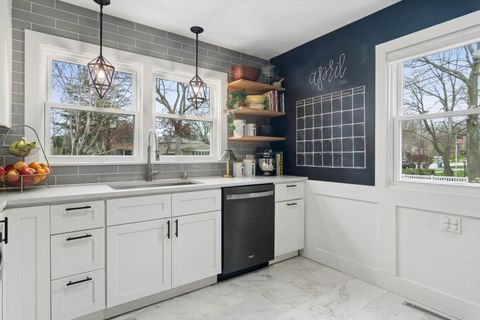 Tiny photo for 775 Broadview Avenue, Highland Park, IL 60035 (MLS # 12620328)