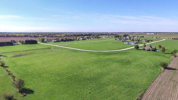 2440 N 4210TH RD, SHERIDAN, IL 60551 - Image daeca4b50e84e7d58e99b7d8e8c529d1/4141796533