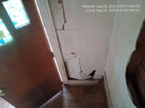 Tiny photo for 2654 W 98th Place, Evergreen Park, IL 60805 (MLS # 12458285)