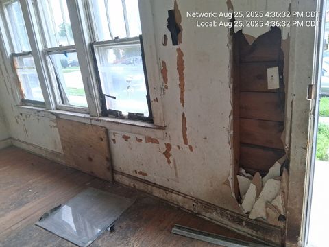 Tiny photo for 2654 W 98th Place, Evergreen Park, IL 60805 (MLS # 12458285)