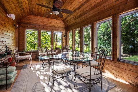 Tiny photo for 2015 Colfax Street, Evanston, IL 60201 (MLS # 12463039)