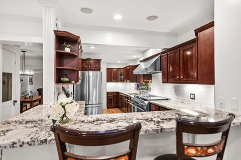 Tiny photo for 2015 Colfax Street, Evanston, IL 60201 (MLS # 12463039)