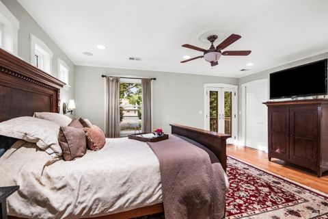 Tiny photo for 2015 Colfax Street, Evanston, IL 60201 (MLS # 12463039)