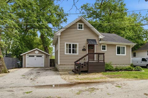 Photo of 224 Oak Street, New Lenox, IL 60451 (MLS # 12652539)