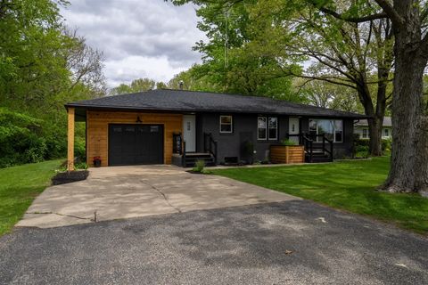 Tiny photo for 7277 E 3000 North Road, Cornell, IL 61319 (MLS # 12621680)