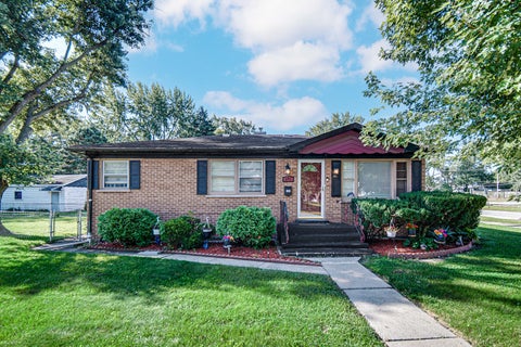 Photo of 351 E 146th Street, Harvey, IL 60426 (MLS # 12742488)