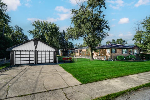 Tiny photo for 351 E 146th Street, Harvey, IL 60426 (MLS # 12742488)