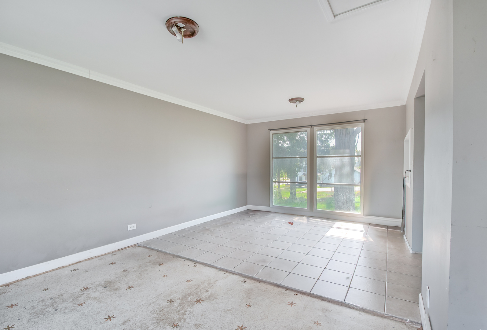 4113 W Crystal Lake Road