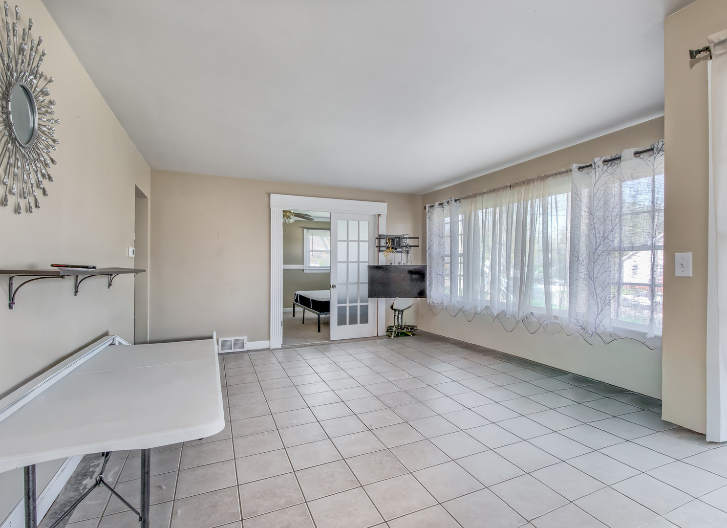 4113 W Crystal Lake Road