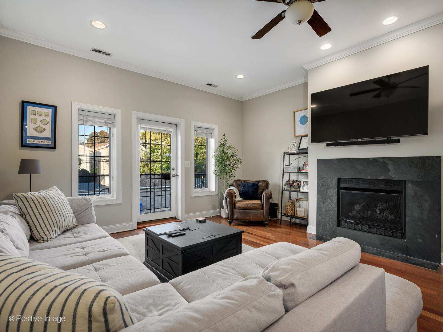 2130 W Belmont Avenue 2A