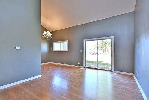 Tiny photo for 644 Harbor Terrace, Bartlett, IL 60103 (MLS # 12475936)