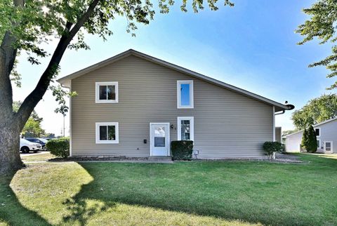 Tiny photo for 644 Harbor Terrace, Bartlett, IL 60103 (MLS # 12475936)