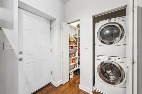 Tiny photo for 2204 W Winona Street #1, Chicago, IL 60625 (MLS # 12616561)