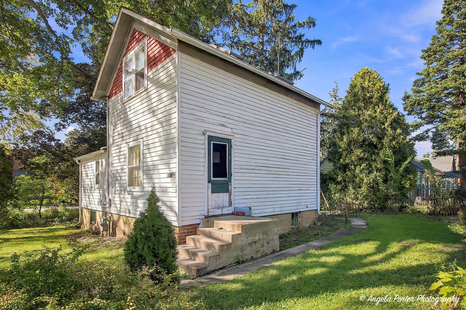 203 N Plum Grove Road