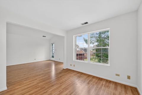 Tiny photo for 99 Ione Drive #B, South Elgin, IL 60177 (MLS # 12589129)