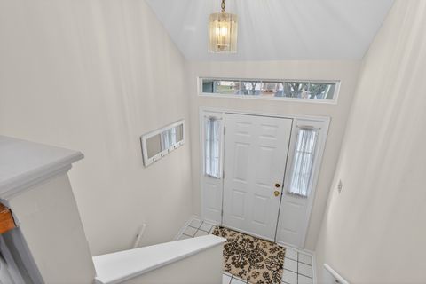 Tiny photo for 99 Ione Drive #B, South Elgin, IL 60177 (MLS # 12589129)