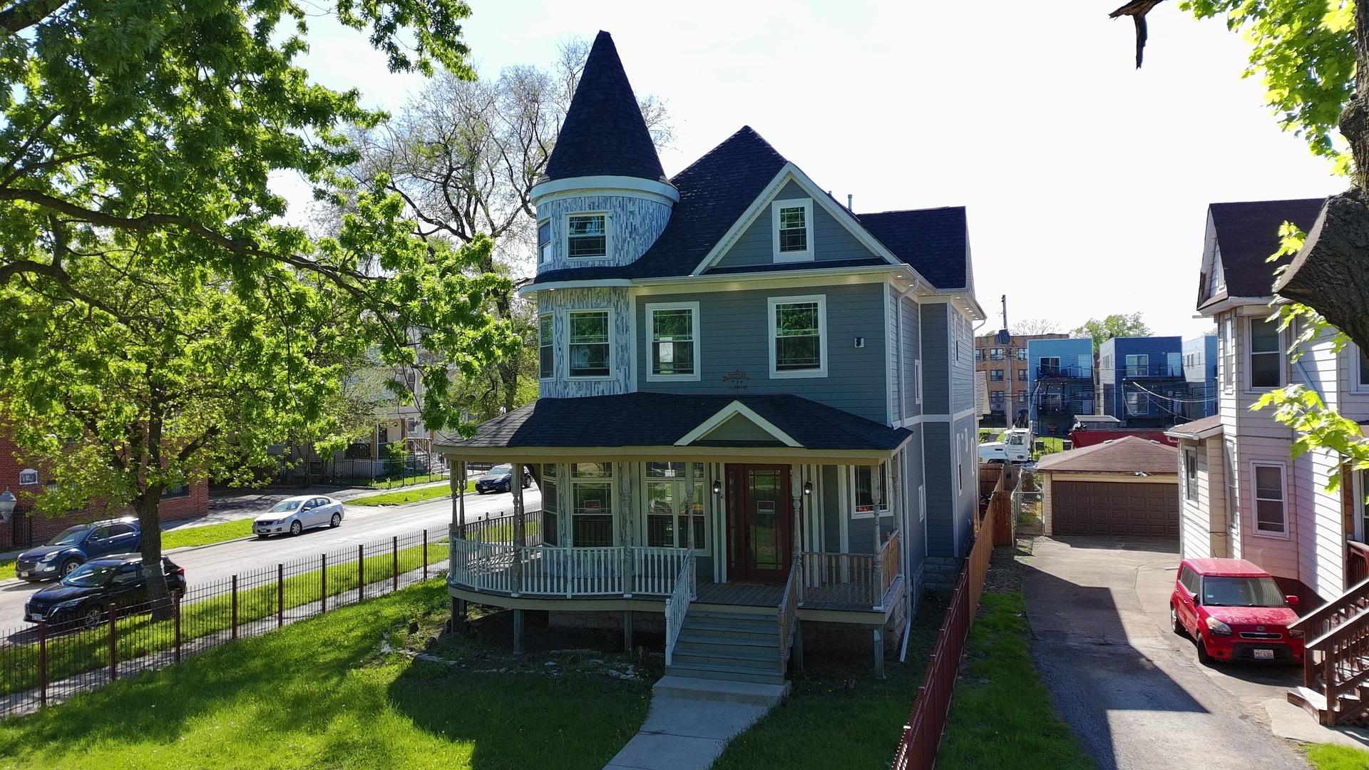 600 N Pine Avenue