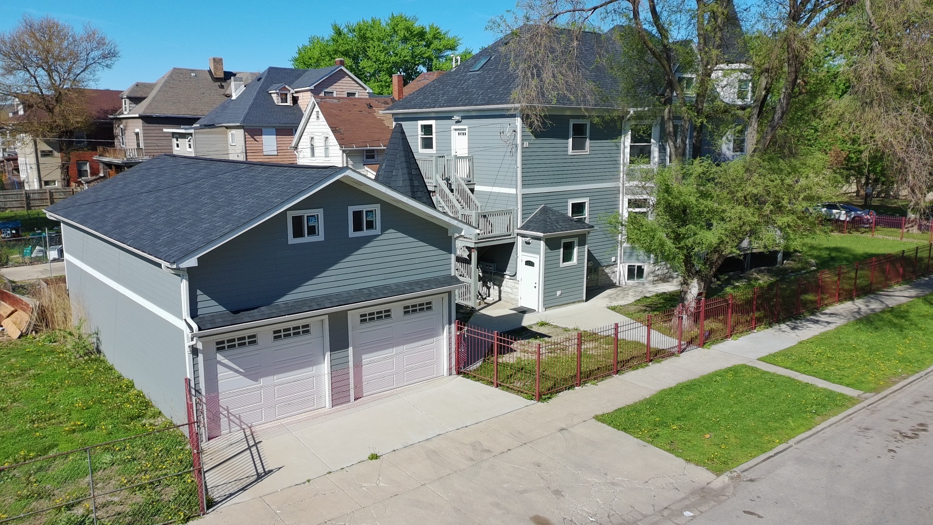 600 N Pine Avenue