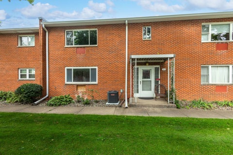 Tiny photo for 1309 9th Street #D, Moline, IL 61265 (MLS # 12767021)