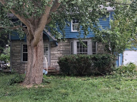 Photo of 414 NW 2nd Avenue, Aledo, IL 61231 (MLS # 12790963)