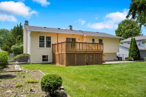 Tiny photo for 4255 Dixon Drive, Hoffman Estates, IL 60192 (MLS # 12692789)