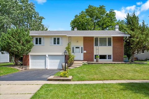 Photo of 4255 Dixon Drive, Hoffman Estates, IL 60192 (MLS # 12692789)