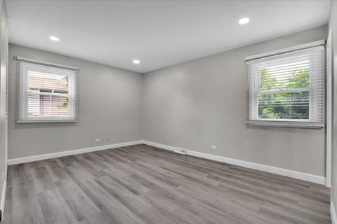 Tiny photo for 4255 Dixon Drive, Hoffman Estates, IL 60192 (MLS # 12692789)