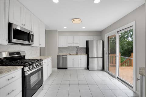 Tiny photo for 4255 Dixon Drive, Hoffman Estates, IL 60192 (MLS # 12692789)