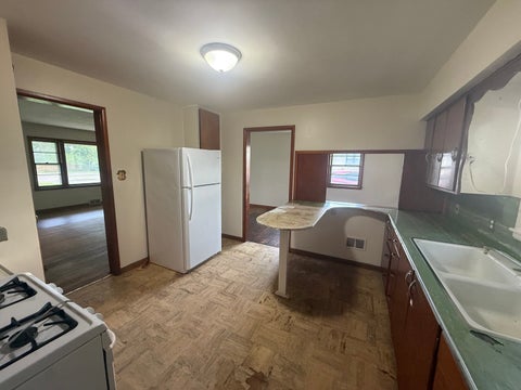 Tiny photo for 618 N Oplaine Road, Gurnee, IL 60031 (MLS # 12781870)