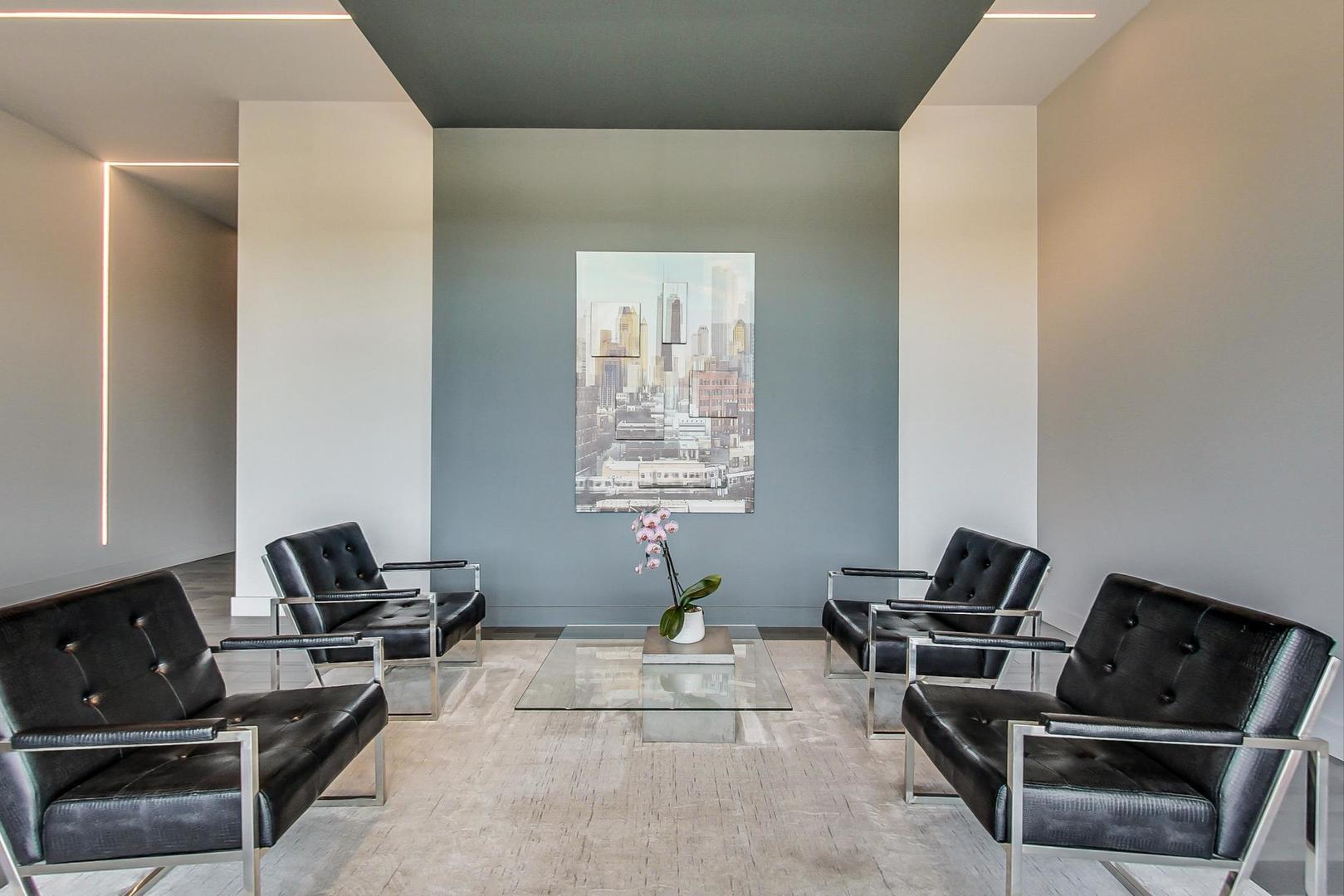 367 W Locust Street 202