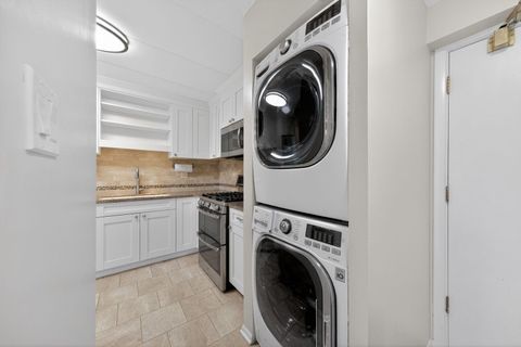 Tiny photo for 6443 Clarendon Hills Road #305A, Willowbrook, IL 60527 (MLS # 12639273)