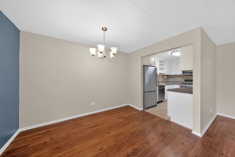 Tiny photo for 6443 Clarendon Hills Road #305A, Willowbrook, IL 60527 (MLS # 12639273)
