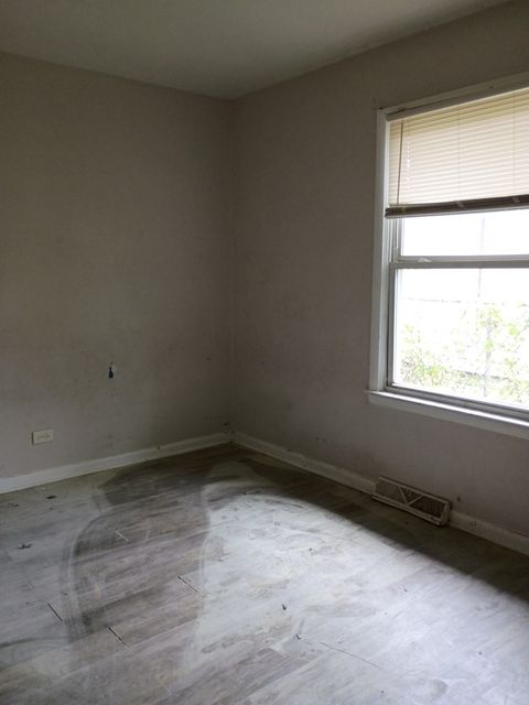 Tiny photo for 16134 Justine Street, Markham, IL 60428 (MLS # 12717458)
