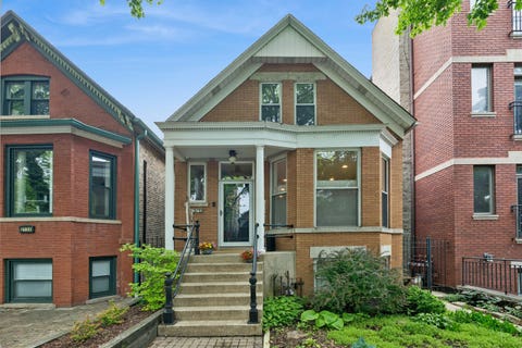 Photo of 2132 W Thomas Street, Chicago, IL 60622 (MLS # 12625151)