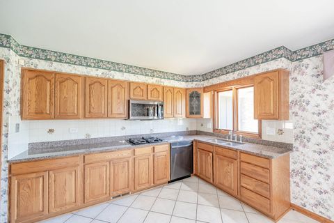 Tiny photo for 815 Ruth Drive, Elgin, IL 60123 (MLS # 12701148)