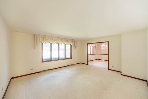 Tiny photo for 815 Ruth Drive, Elgin, IL 60123 (MLS # 12701148)