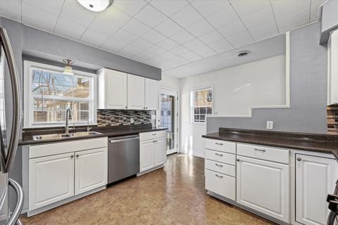 Tiny photo for 424 S Main Street, Farmer City, IL 61842 (MLS # 12491088)