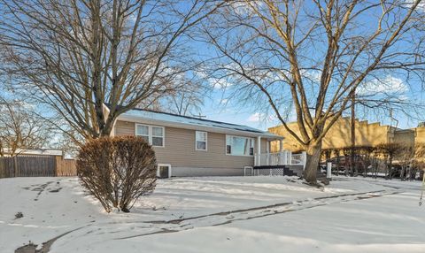 Tiny photo for 424 S Main Street, Farmer City, IL 61842 (MLS # 12491088)