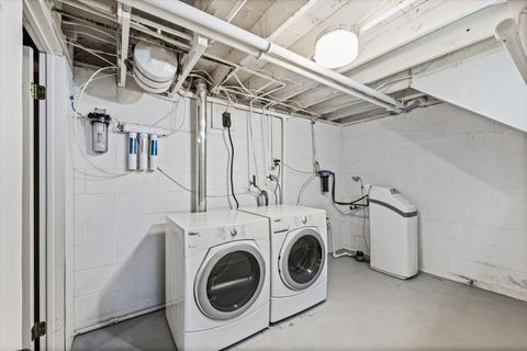 Tiny photo for 424 S Main Street, Farmer City, IL 61842 (MLS # 12491088)